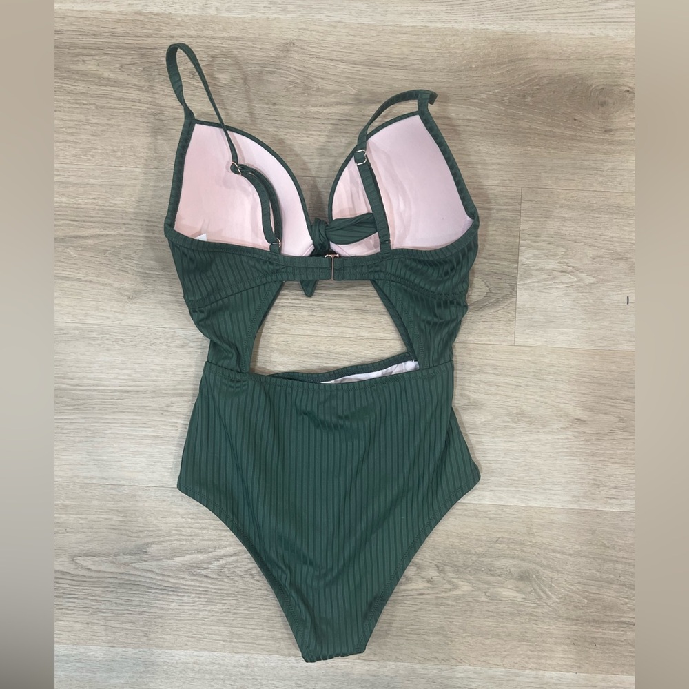 Shade & Shore Swimsuit - Picture 2 of 3